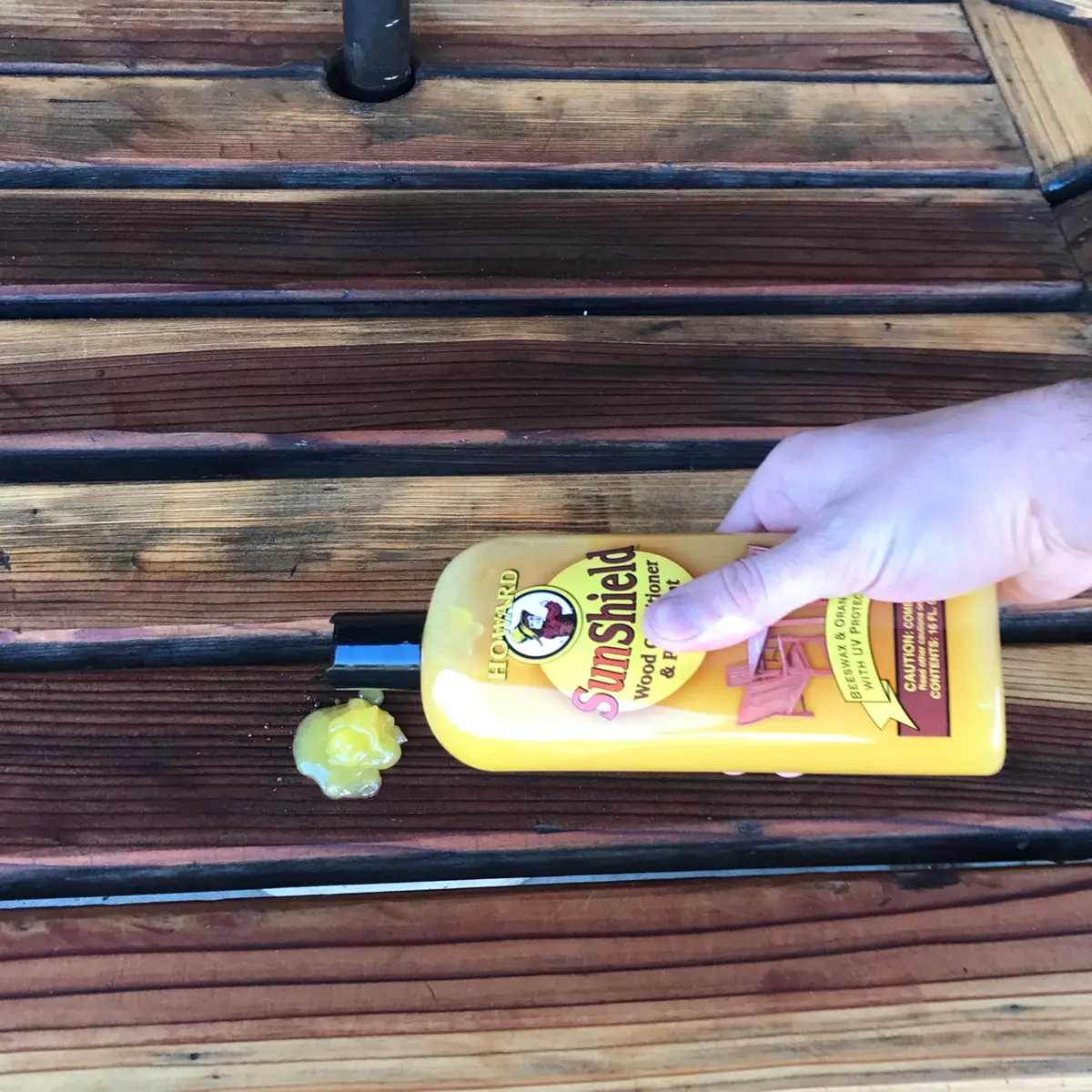 Howard SunShield Beeswax Furniture Polish - Outdoor Wood Protection 16 Fl Oz | UV & Sun Damage Guard - view 4