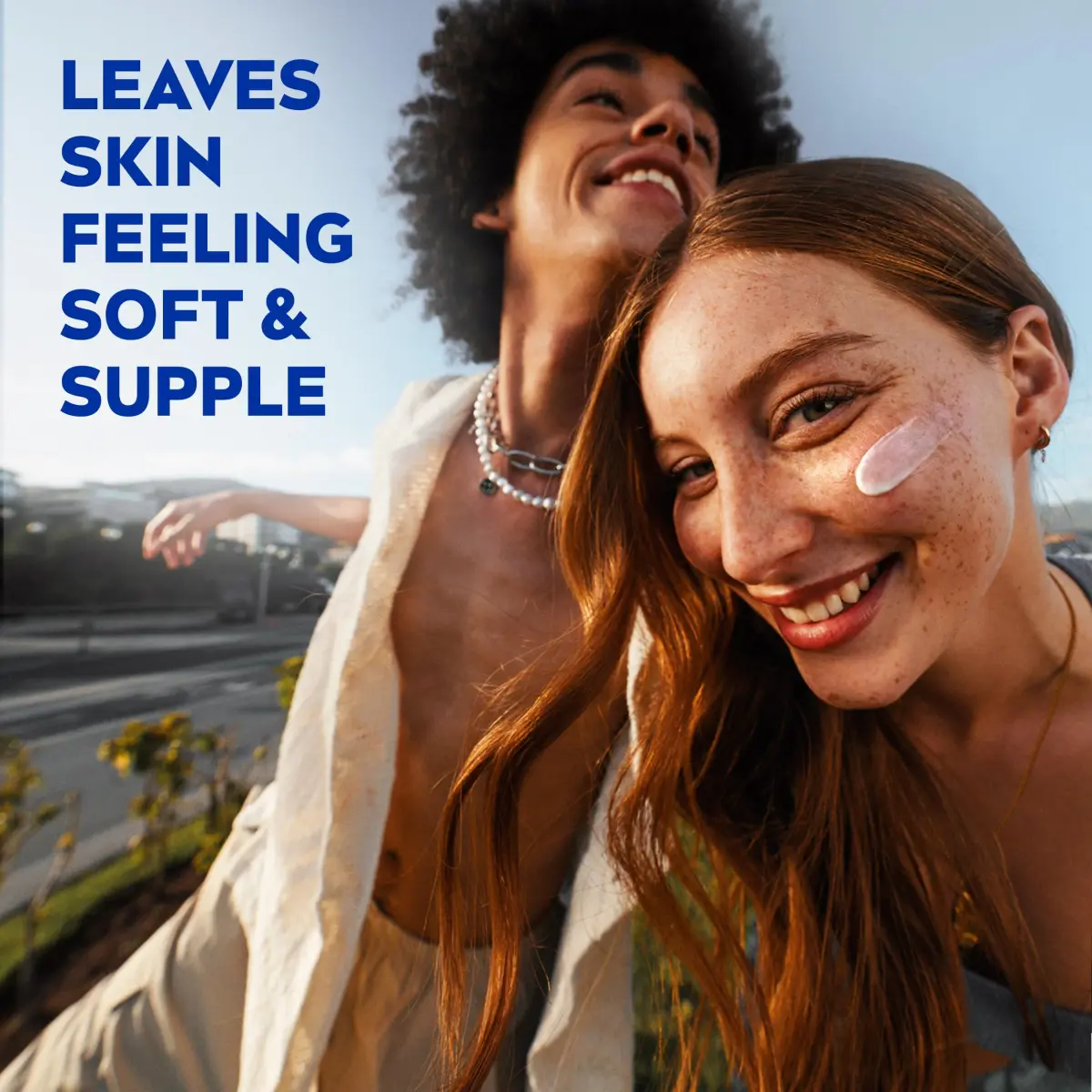 NIVEA Soft Moisturizing Creme 200ml (6.8 Fl Oz) Pack of 4 | Refreshing Hydration for Face, Body & Hands - view 4