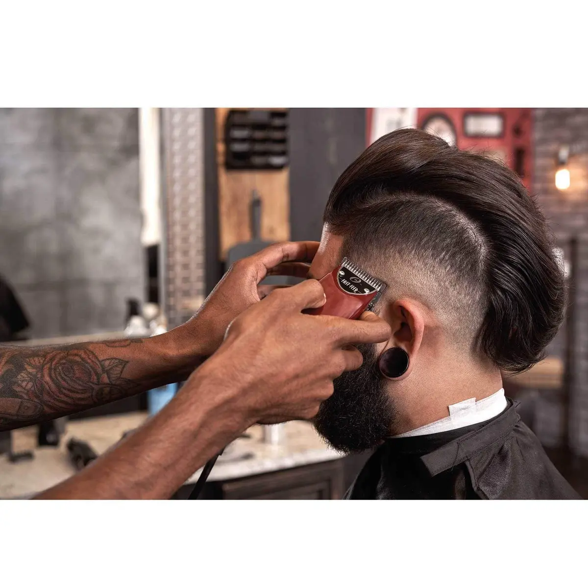 Oster Professional Fast Feed Hair Clipper Adjustable Pivot Motor | Whisper Quiet & Seamless Lengths (7 Piece Set) - view 9