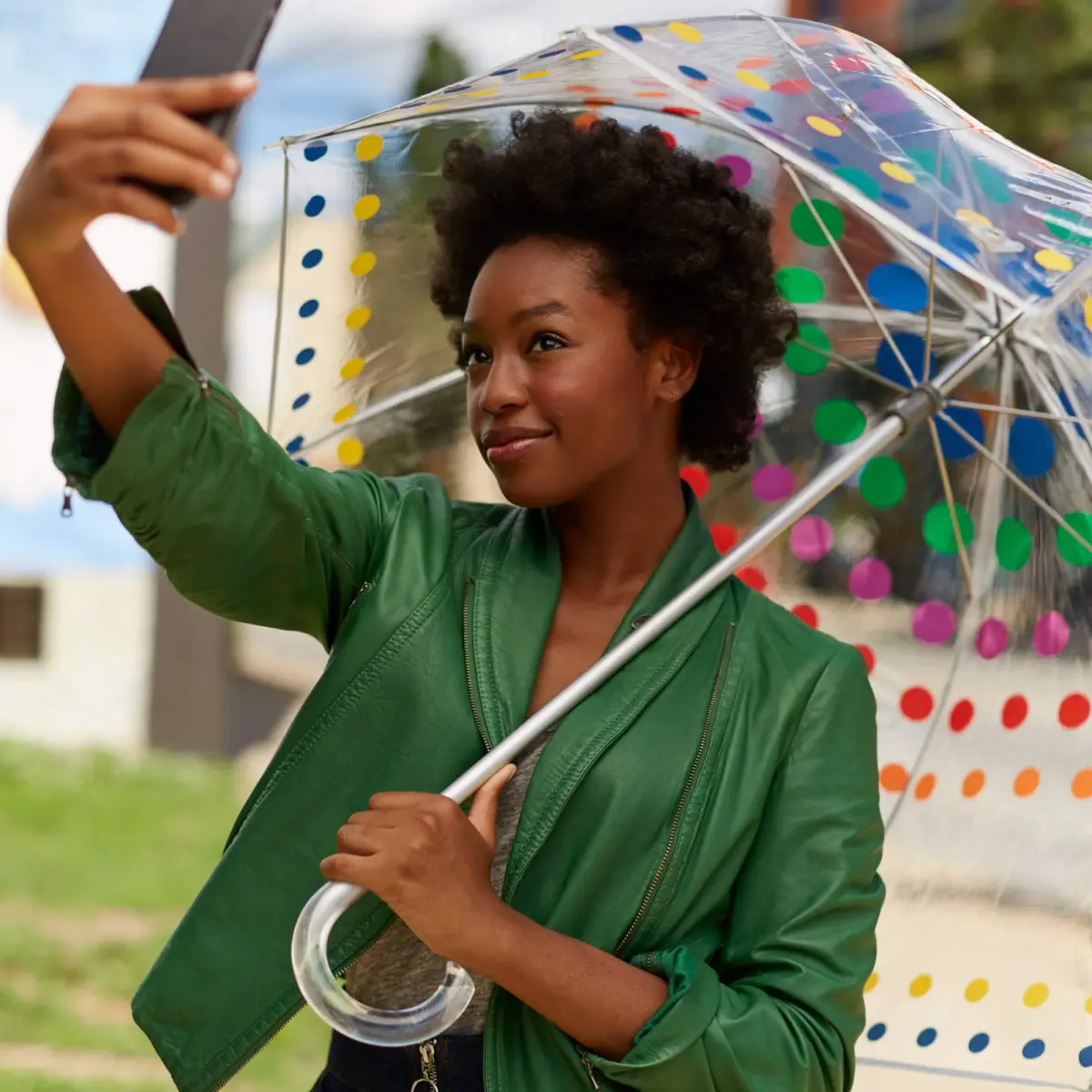 Totes Signature Clear Bubble Umbrella | 129.5 cm (51 in) Canopy | Auto Open Stick Umbrella with J-Handle - view 8