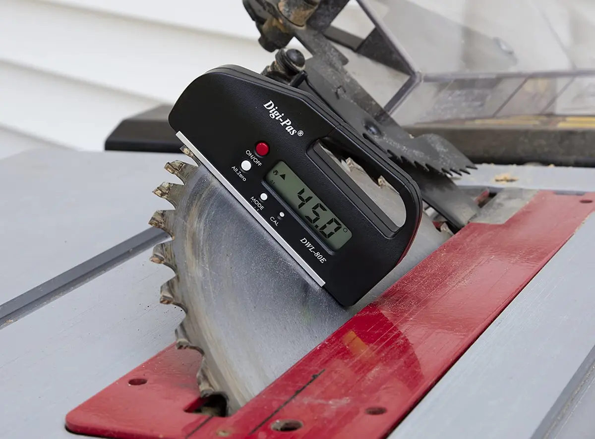 Digi-Pas DWL80E Pocket Size Digital Level | 0.1° Accuracy, Magnetic, 4 inch - view 3