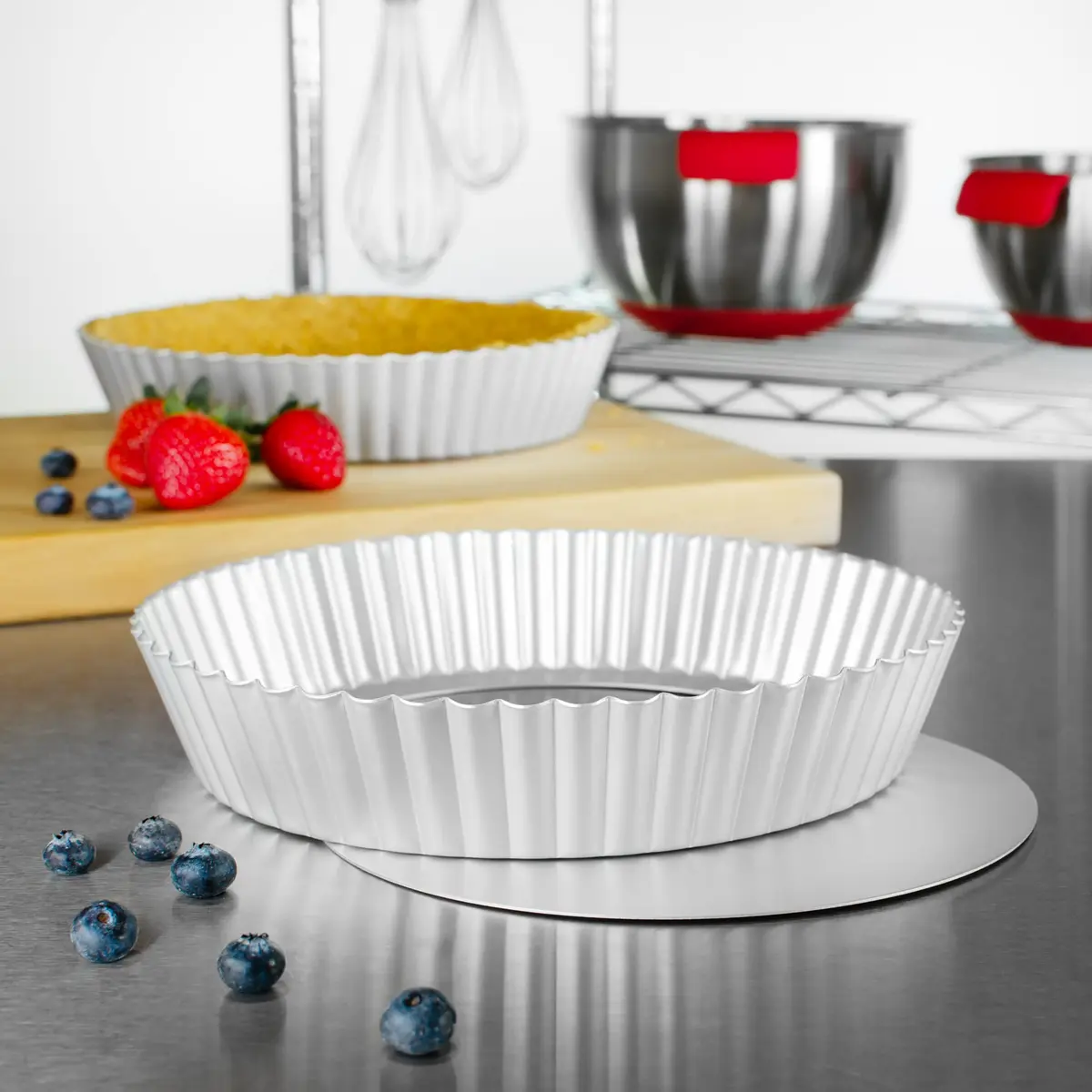 Fat Daddio's PFT-102 Round Fluted Tart Pan 10 x 2 Inch | Anodized Aluminum, 76.2 fl oz Capacity - view 6