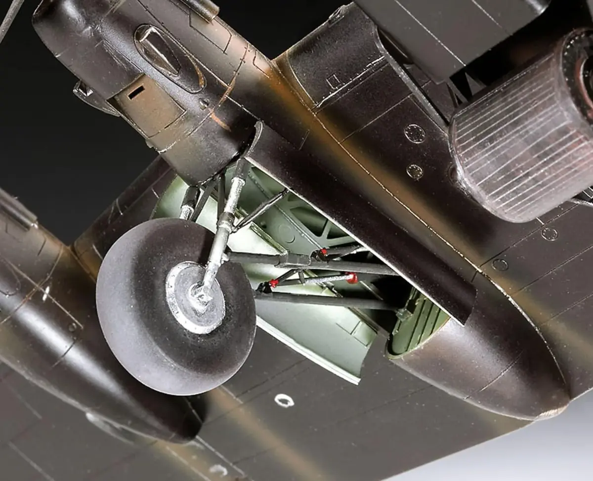 Revell Avro Lancaster B.III Model Kit 1/72 Scale | Detailed WWII Bomber Replica - view 3