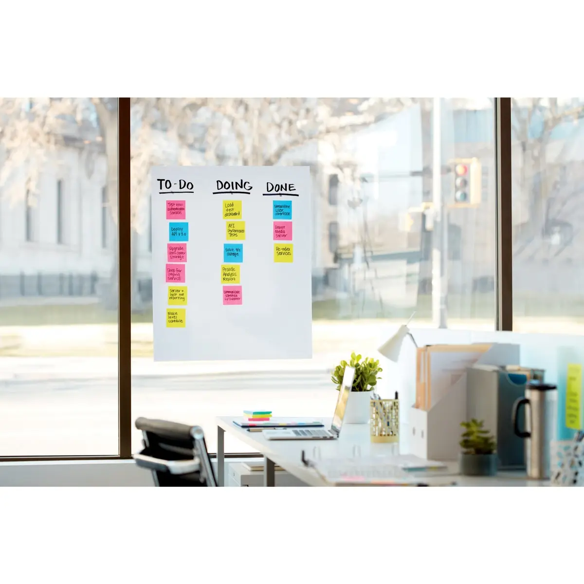3M Post-it Super Sticky Wall Pad 20 in x 23 in | Repositionable, Marker-Resistant, Portable - view 2