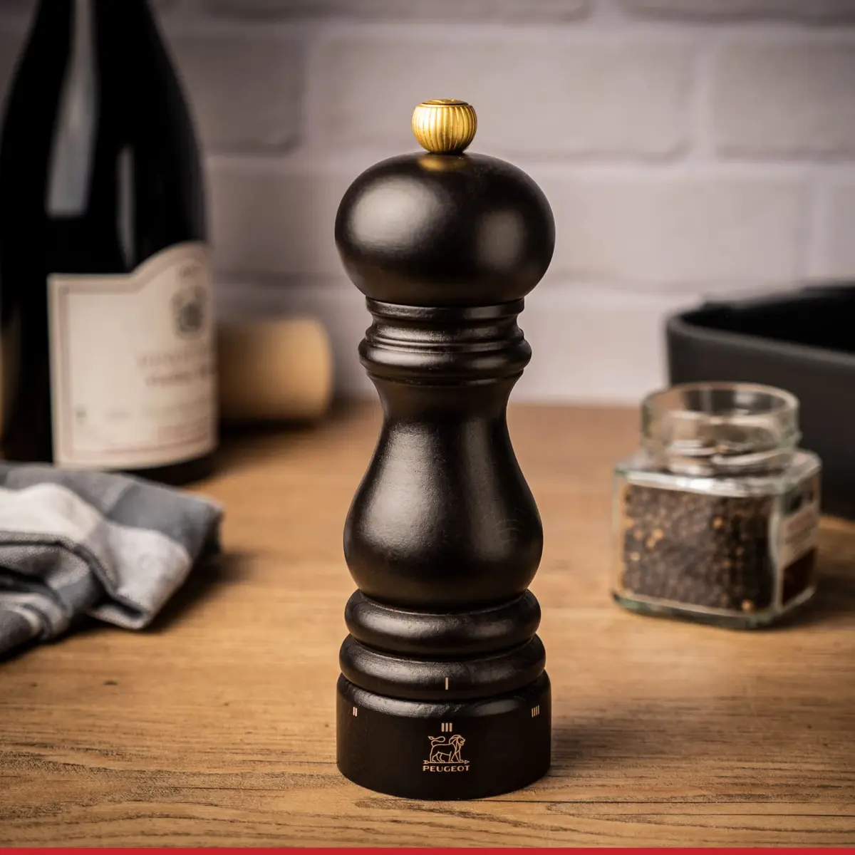 Peugeot Paris u’Select Salt and Pepper Mill Set 7in (17.9cm) | Precision Grinding for Flavor - view 6