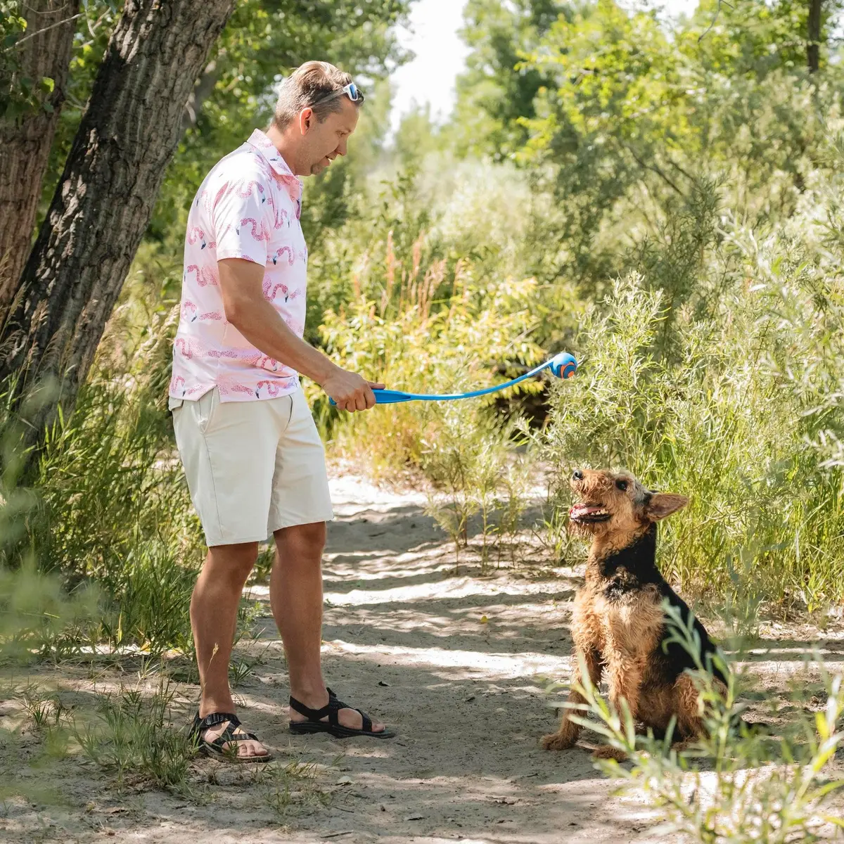 Chuckit! Sport 25M Dog Ball Launcher, 25in Length | Enhance Fetch & Play - view 3