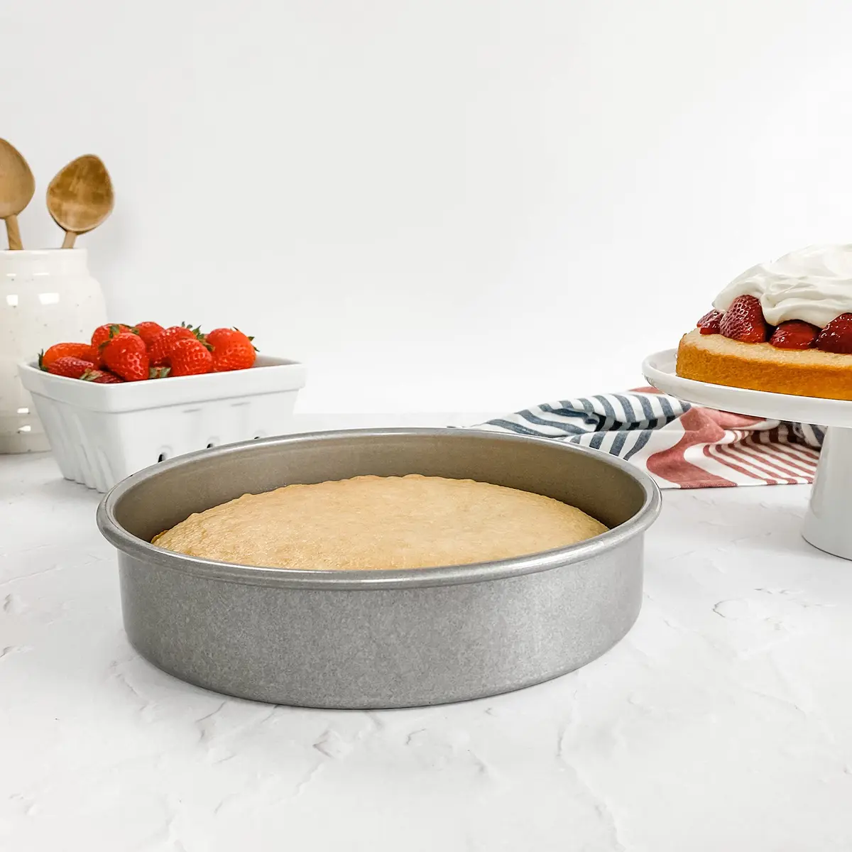 USA Pan 9-Inch Round Cake Pan | Nonstick Aluminized Steel, Easy Release & Durable (70-120 chars) - view 5