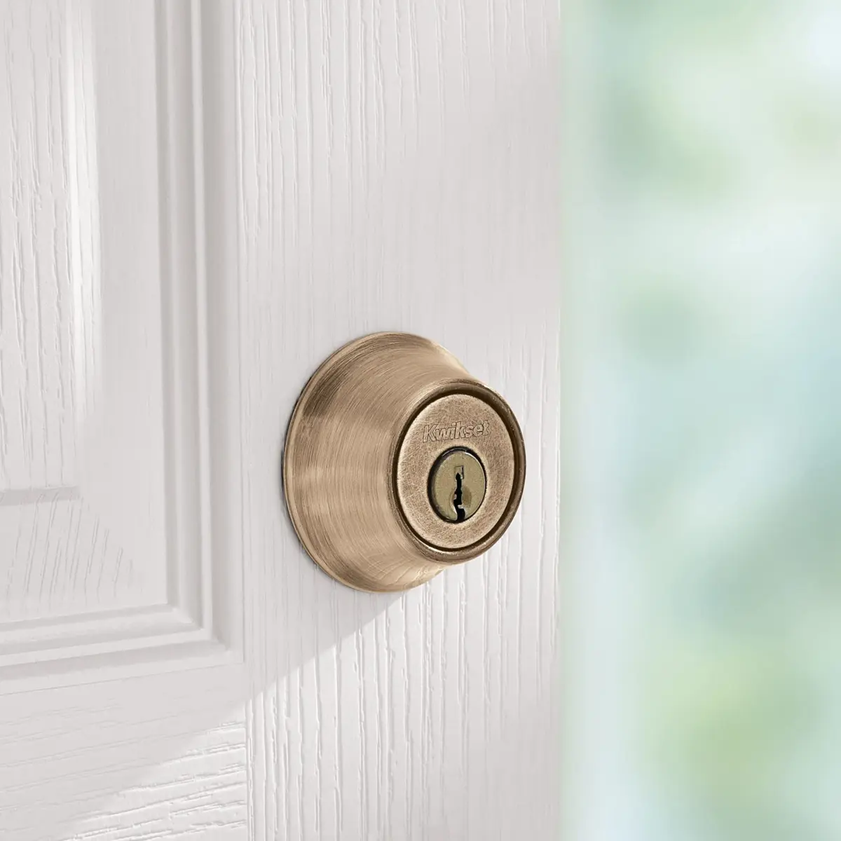 Kwikset 660 Deadbolt Lock Antique Brass 3.38cm (1.33in) | BHMA Grade 3 Certified Security - view 4