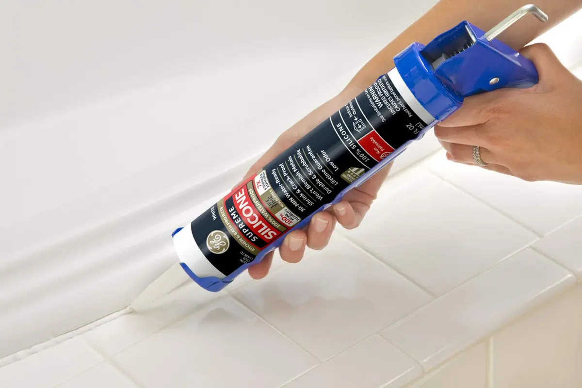 GE Supreme Silicone Caulk for Kitchen & Bath, White, 300ml (10.1 fl oz) | Waterproof & Mildew-Resistant Sealant - view 10
