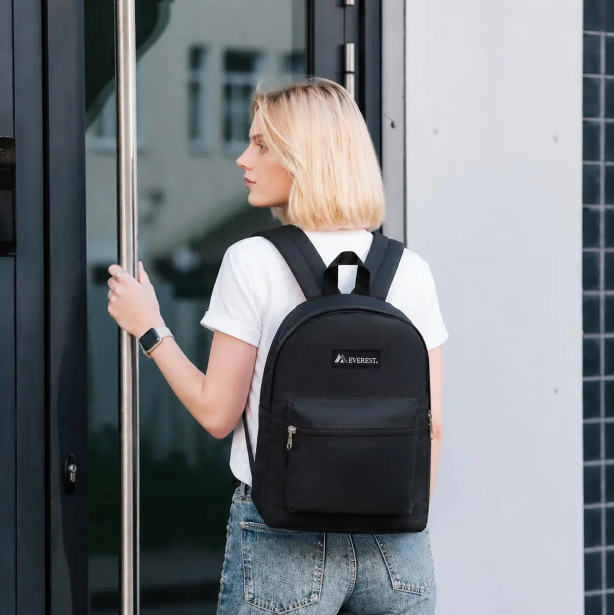 Everest Basic Backpack 15" Black 13.9 L (0.47 cu ft) | Lightweight Polyester for Daily Use - view 2