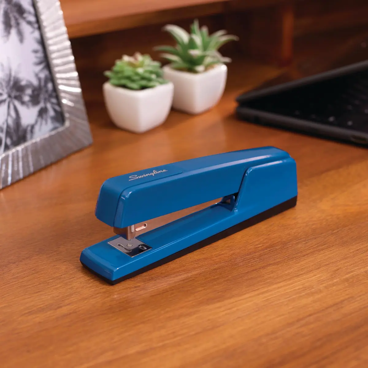 Swingline Stapler 30 Sheet Capacity | Jam-Free Metal Classic Blue (74724) - view 2