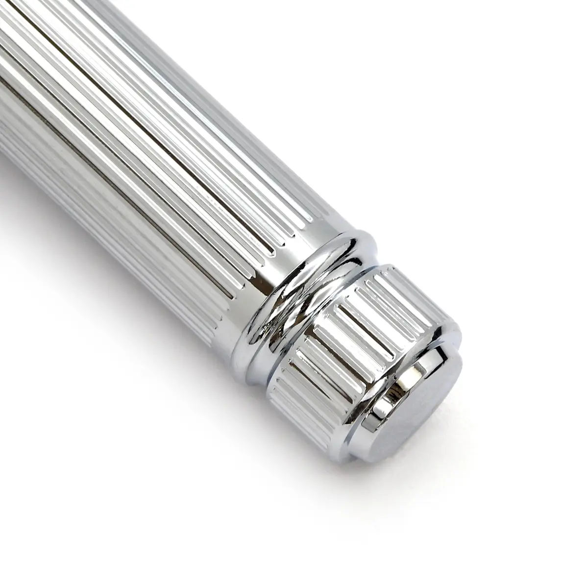 Edwin Jagger DE89Lbl Lined Chrome Plated Double Edge Safety Razor | Classic Wet Shaving Tool (93mm, Brass Handle) - view 4
