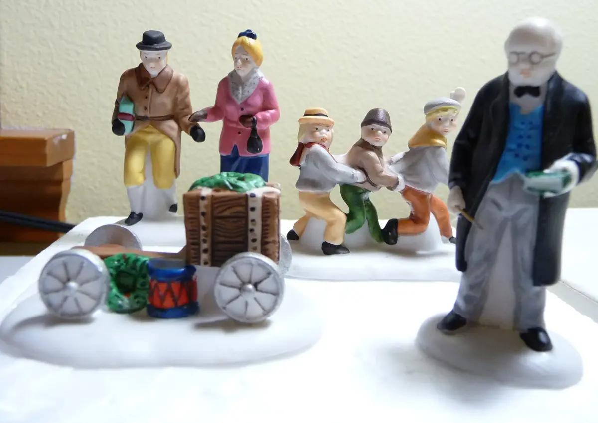 Department 56 Dickens Village Series Nicholas Nickleby Characters #59293 Set of 4 Figurines | Handpainted Porcelain - view 3