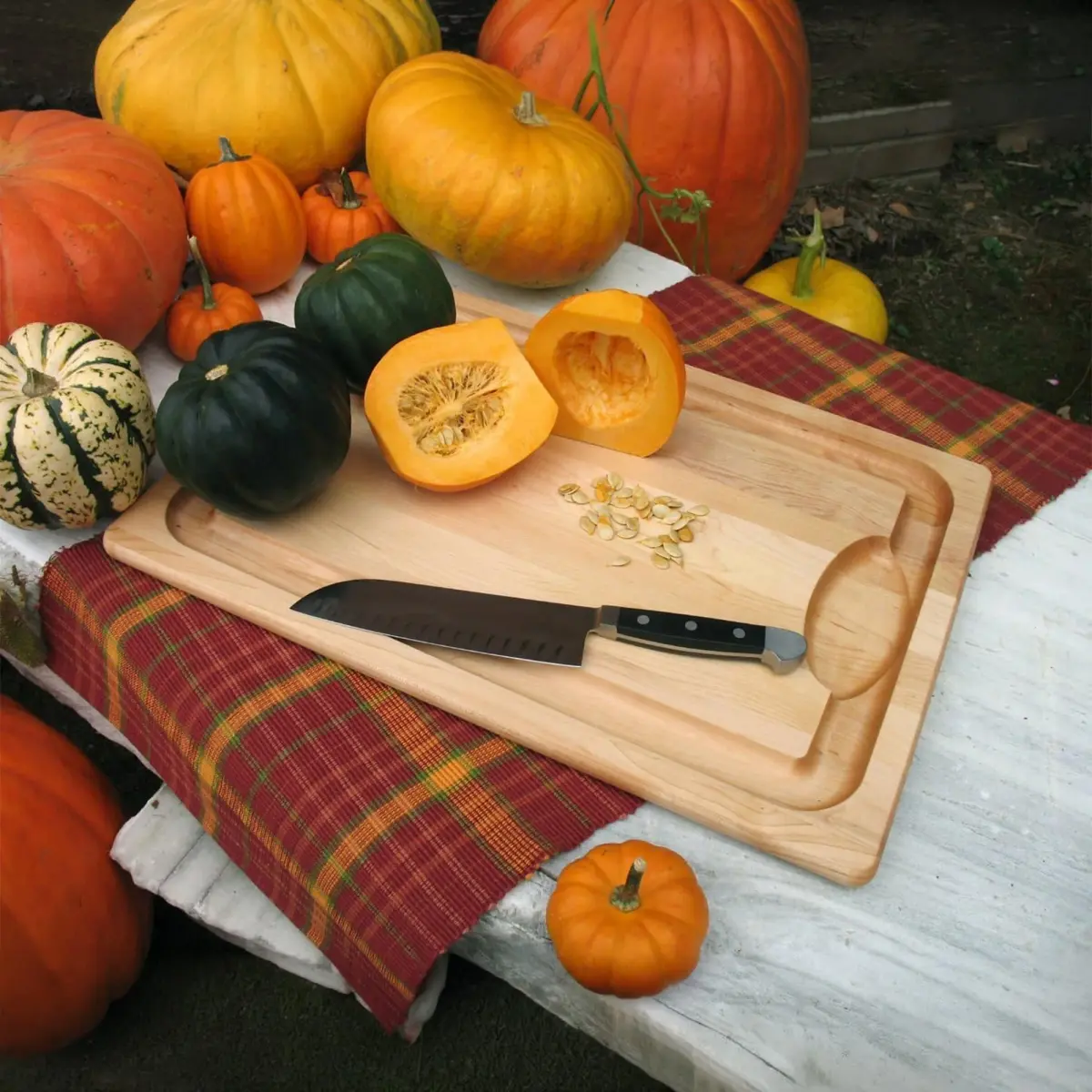 J.K. Adams Farmhouse Maple Carving Board with Juice Groove, 50.8cm x 35.5cm x 1.9cm | Premium Hardwood Craftsmanship for Everyday Use - view 9