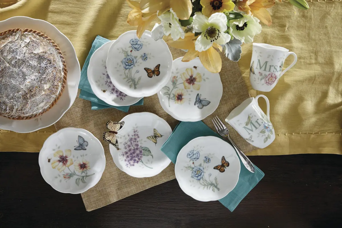 Lenox Butterfly Meadow 6-Piece Dessert Plate Set for 6 | Elegant Ceramic Dinnerware - view 4