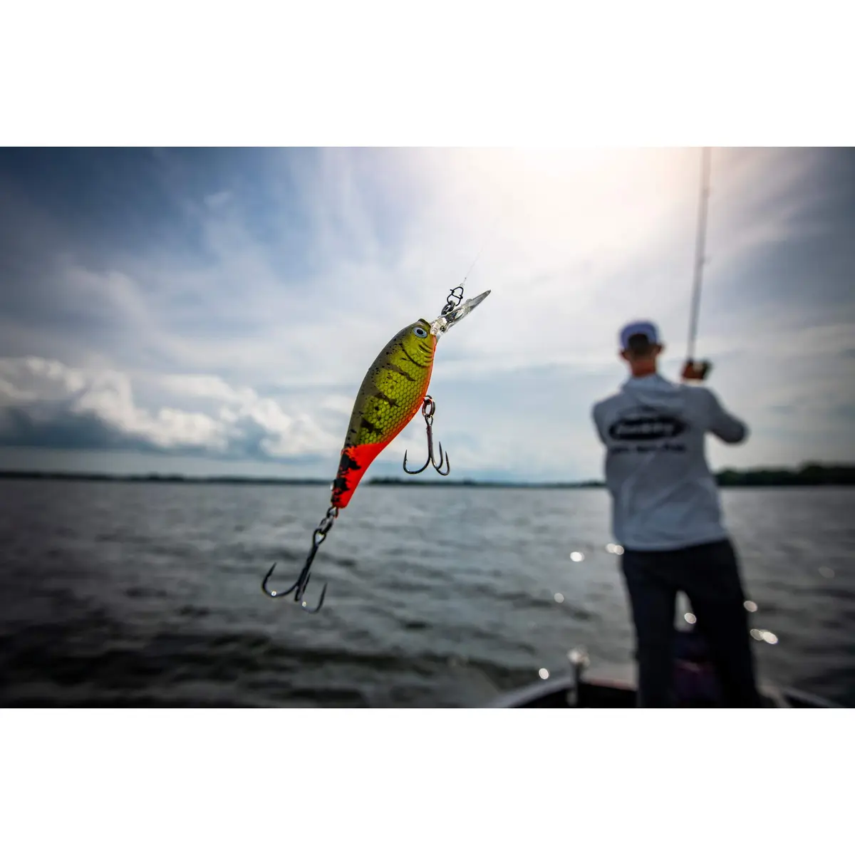 Berkley Flicker Shad Fishing Lure, Firetiger, 5/16 oz (8.8 g), 2 3/4in (7cm) | Realistic Crankbait with Fusion19 Hook - view 4