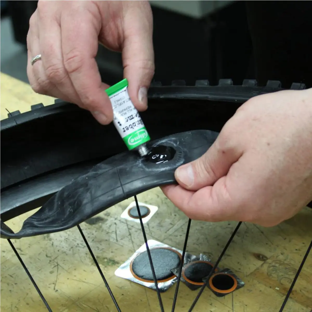 Slime Tube Rubber Patch Kit 5 Patches, Scuffer & Glue | Fixes Bike Punctures - view 4