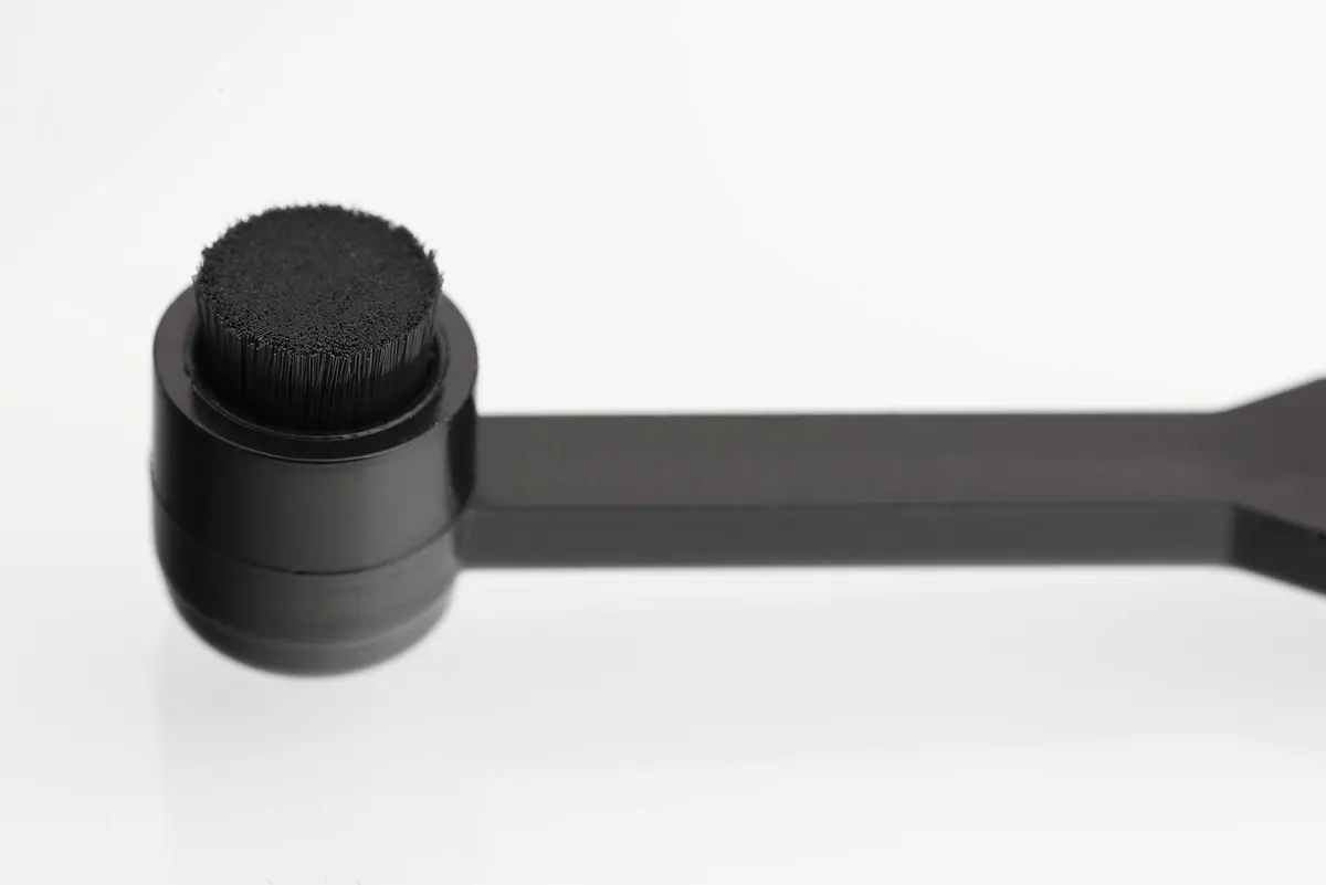 Pro-Ject Clean-it Turntable Needle Stylus Brush | Effective Cleaning & Longer Life - Black - view 2