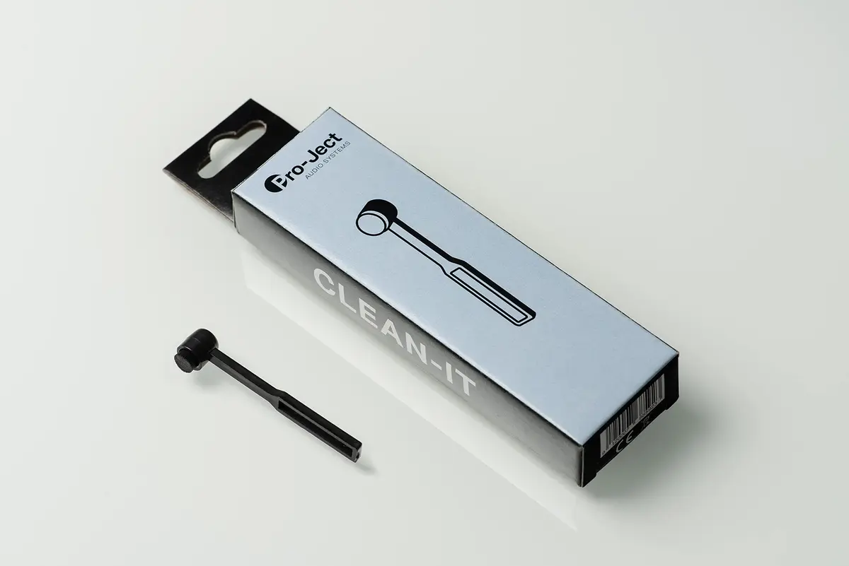 Pro-Ject Clean-it Turntable Needle Stylus Brush | Effective Cleaning & Longer Life - Black - view 4
