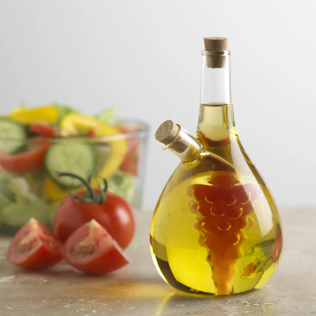 Fox Run Grape Motif Oil and Vinegar Cruet Dispenser Bottle, Clear Borosilicate Glass, Grapes | Elegant 13.5 oz dual pour bottle (70-120c) - view 6