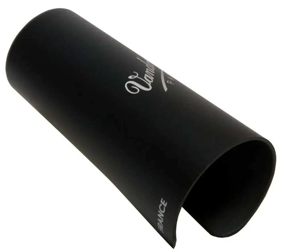 Vandoren Optimum Ligature and Plastic Cap for Eb Clarinet Silver Plated with 3 Interchangeable Pressure Plates | Quick Tightening & Freedom of Expression - view 3