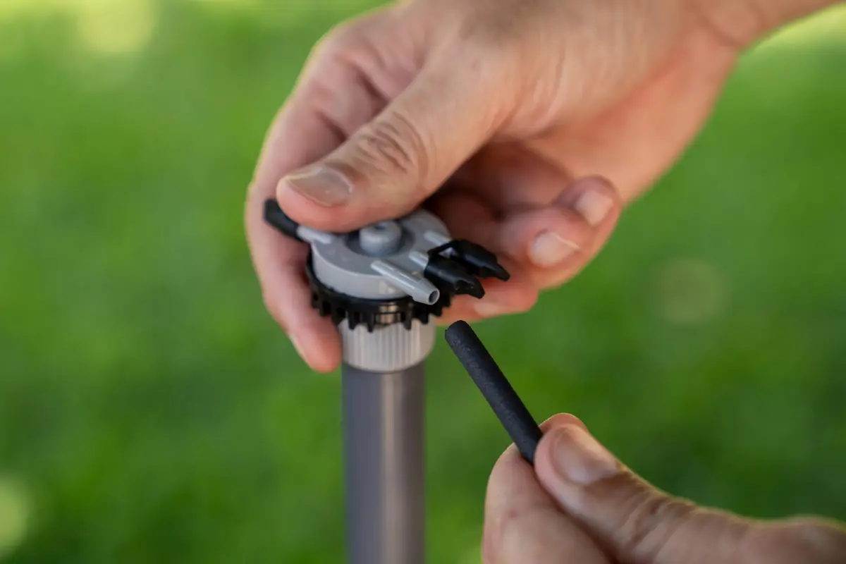 Rain Bird 6-Port Free Flow Drip Irrigation Manifold 1/2" NPT x 1/4" Drip | Connects Six 1/4" Drip Tubes to 1/2" Riser - view 5