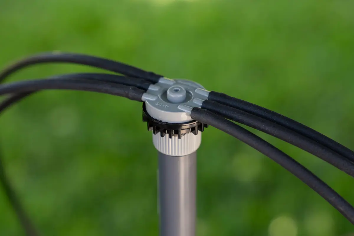 Rain Bird 6-Port Free Flow Drip Irrigation Manifold 1/2" NPT x 1/4" Drip | Connects Six 1/4" Drip Tubes to 1/2" Riser - view 6
