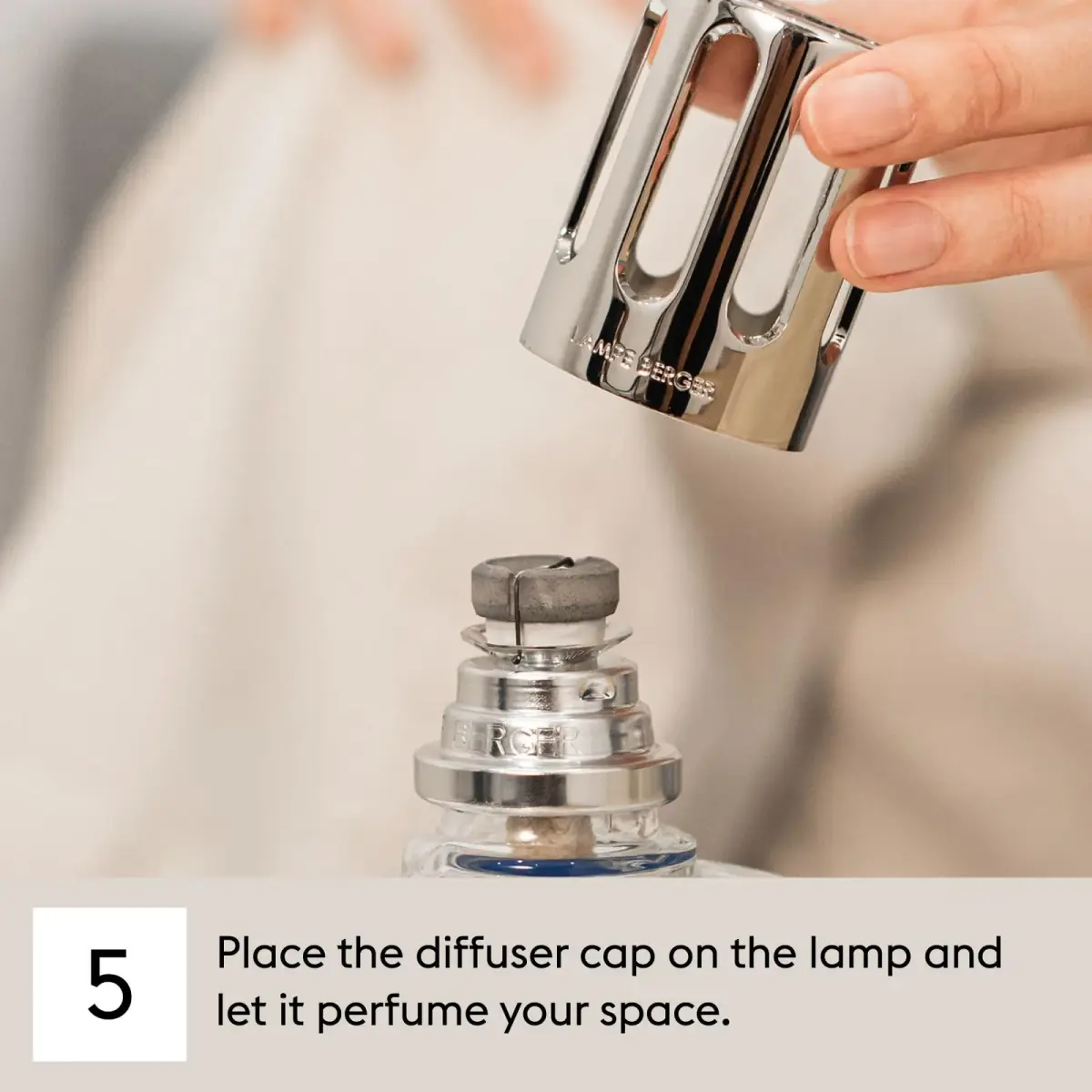 Maison Berger Winterwood Lampe Berger Refill 500ml (16.9 fl oz) | Odor Eliminating Home Fragrance - view 7
