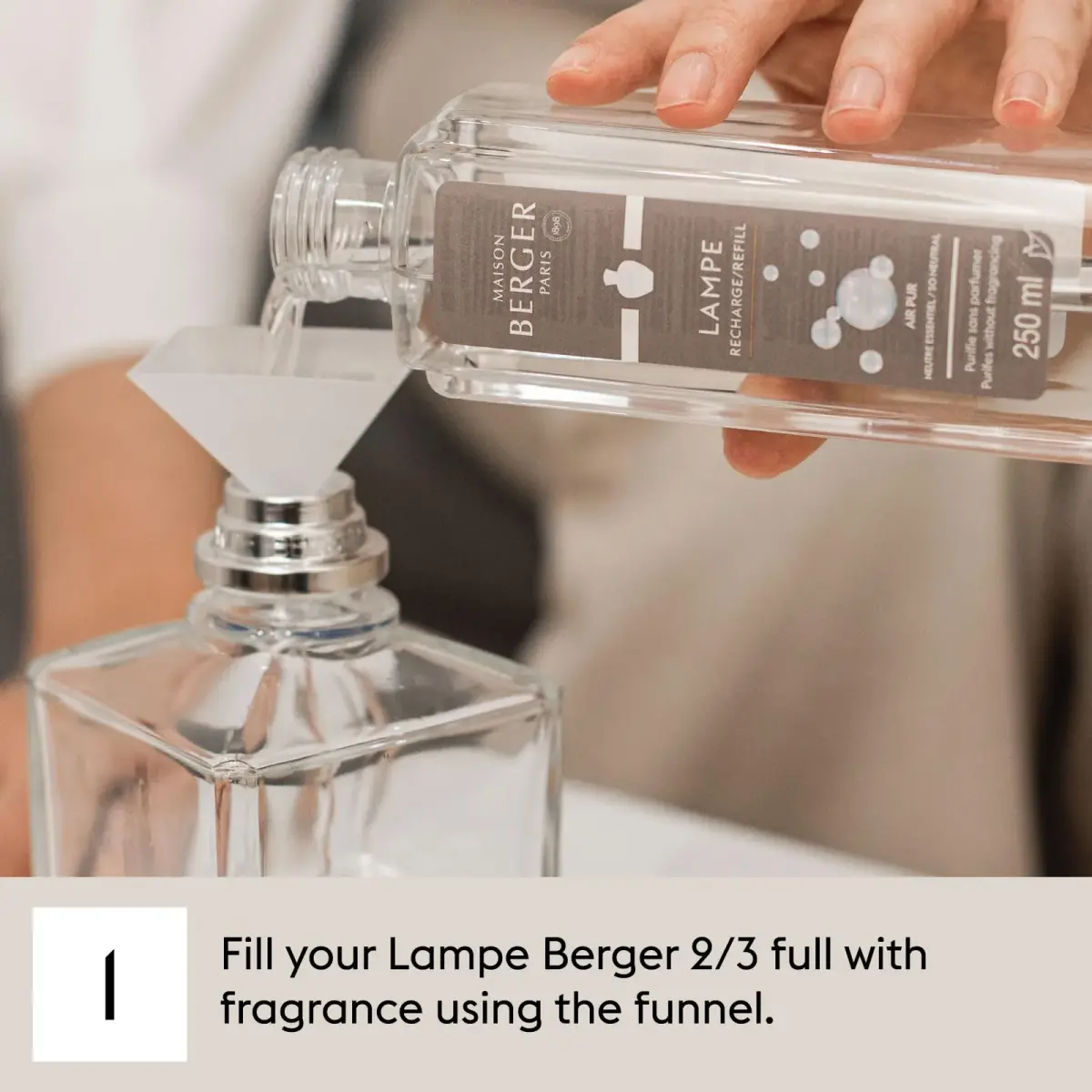 Maison Berger Winterwood Lampe Berger Refill 500ml (16.9 fl oz) | Odor Eliminating Home Fragrance - view 3