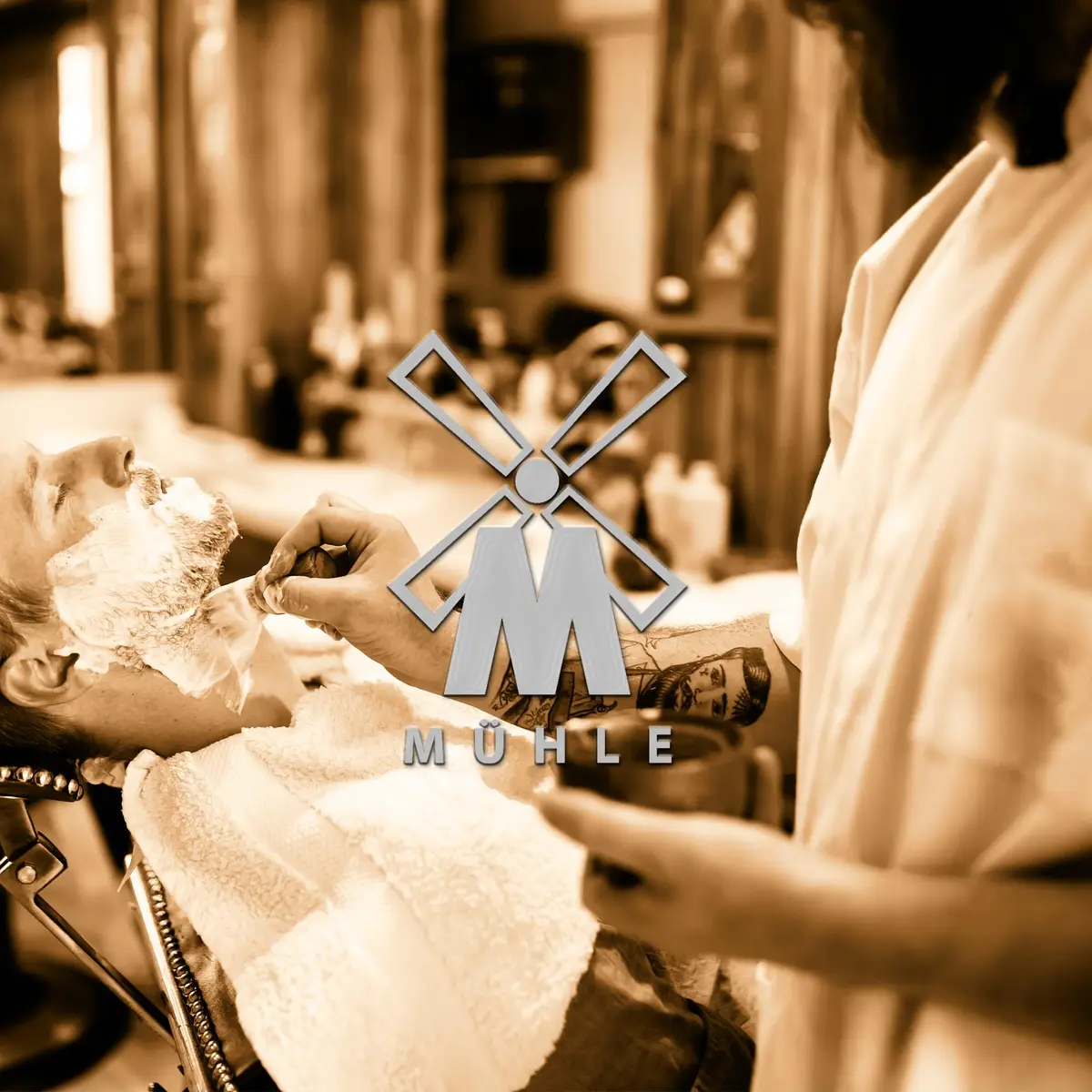 MÜHLE TRADITIONAL R89 Double Edge Safety Razor (Closed Comb) | Perfect for Everyday Use | Barbershop Quality Close Smooth Shave | Luxury Razor for Men - view 8