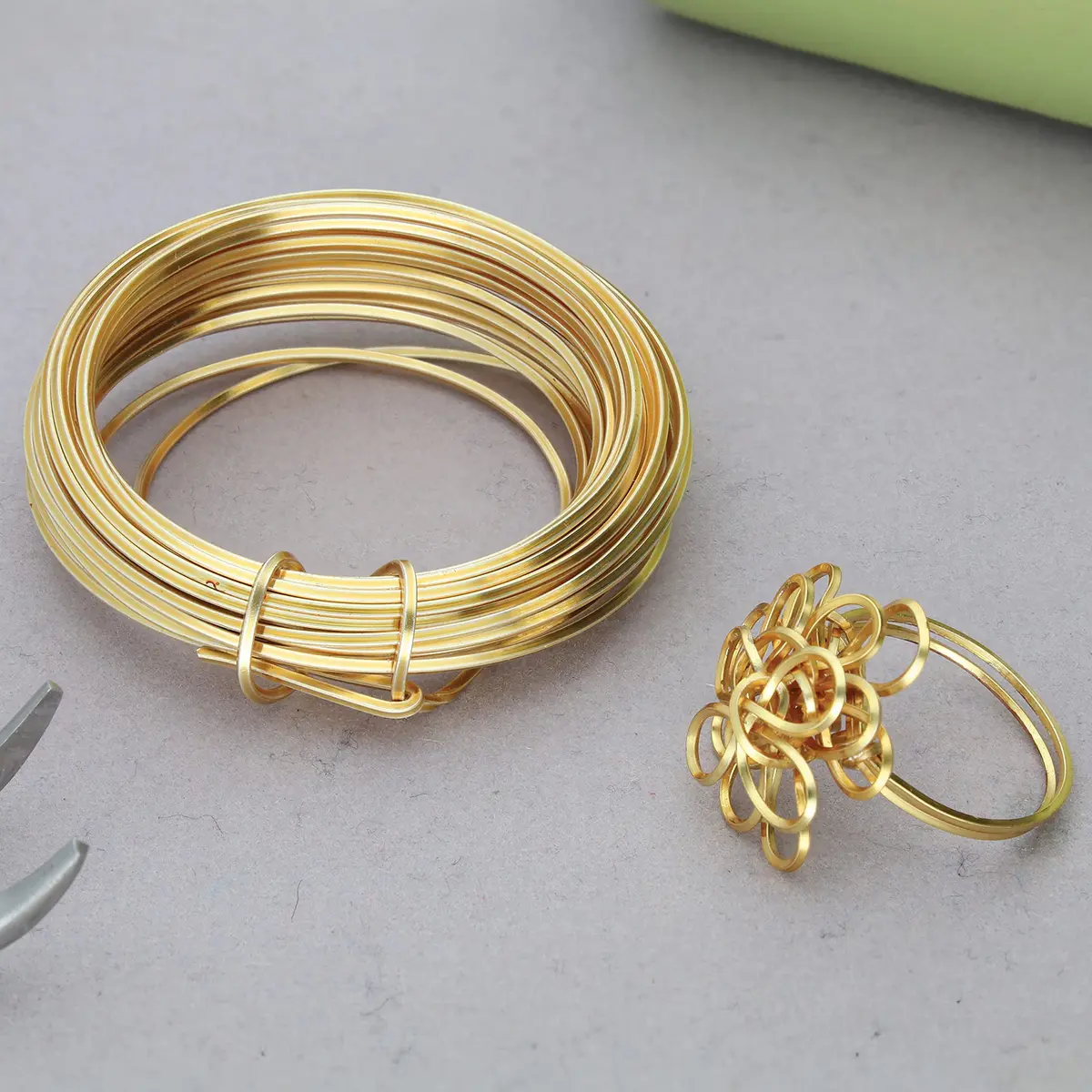 The Beadsmith Square Craft Wire - Soft Temper Beading Wire, Gold Color, 18 Gauge (0.04 inches / 1 mm), 4 Yards - view 6