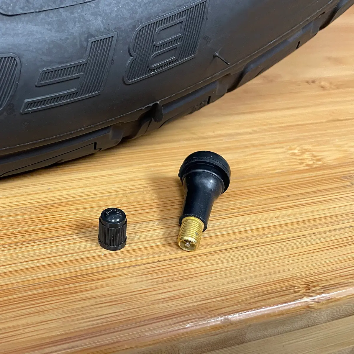Slime Tubeless Tire Valves 1¼" | Schrader Valve Stem, Pack of 2, TR 413 45 - view 2
