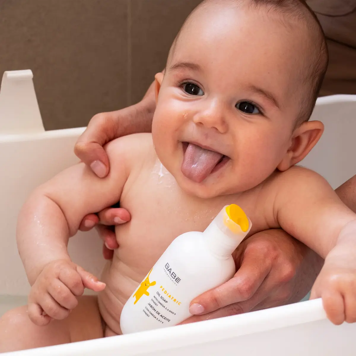 Laboratorios Babe Pediatric Emollient Soap 200 ml | Moisturizing Sensitive Skin - view 3