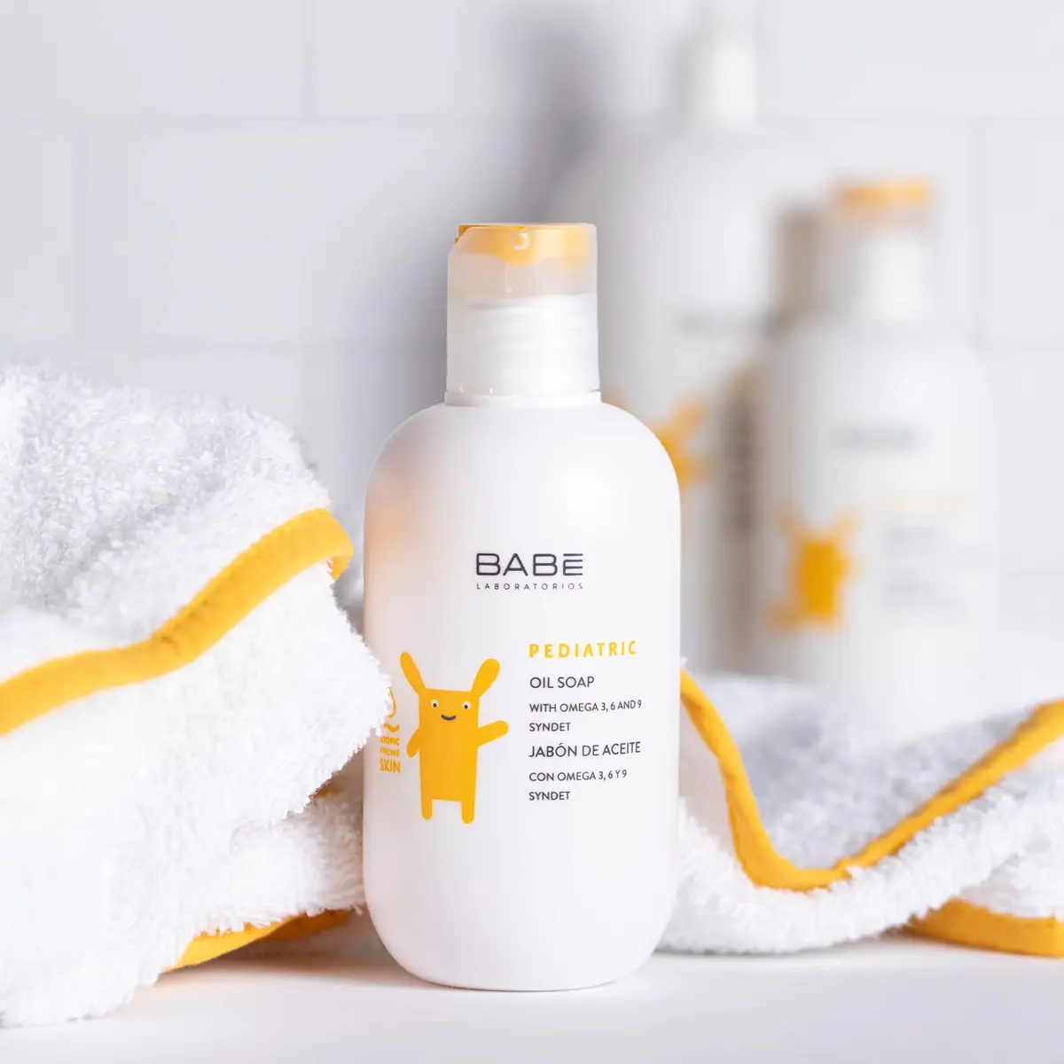 Laboratorios Babe Pediatric Emollient Soap 200 ml | Moisturizing Sensitive Skin - view 4