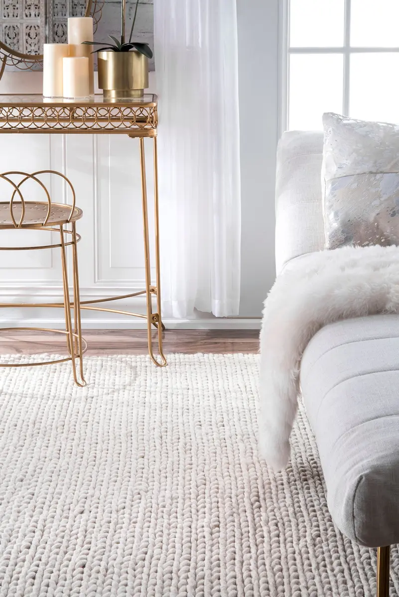 nuLOOM Penelope Off White Solid Hand Woven Wool Area Rug, 3' x 5' | Cozy & Durable - view 3