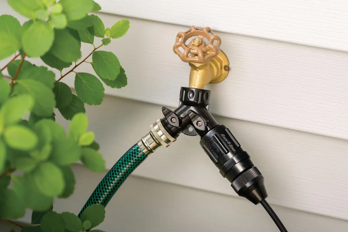 Rain Bird Drip Pressure Regulator 3/4" | Maintains 25 psi water flow for drip systems - view 7