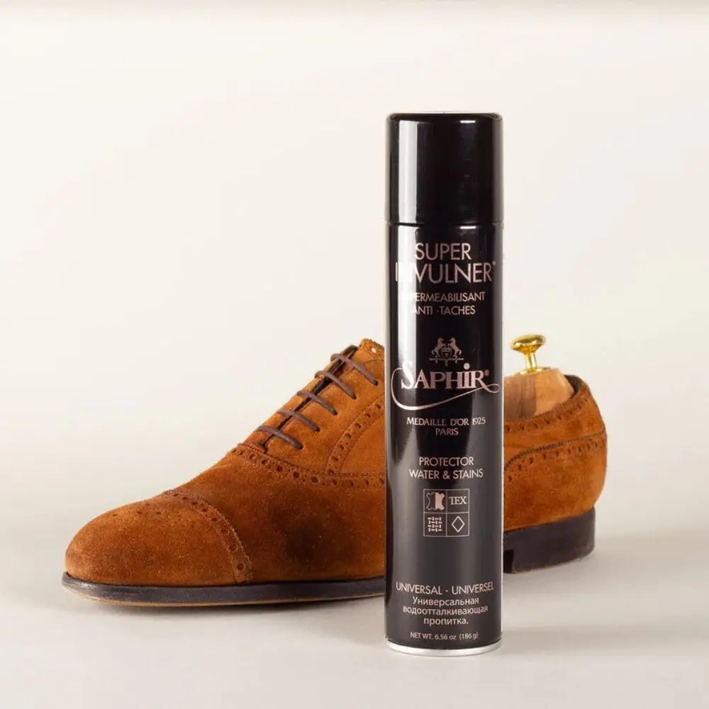 SAPHIR Medaille d’Or Super Invulner Waterproof Spray 300ml | Leather & Textile Protector - view 2