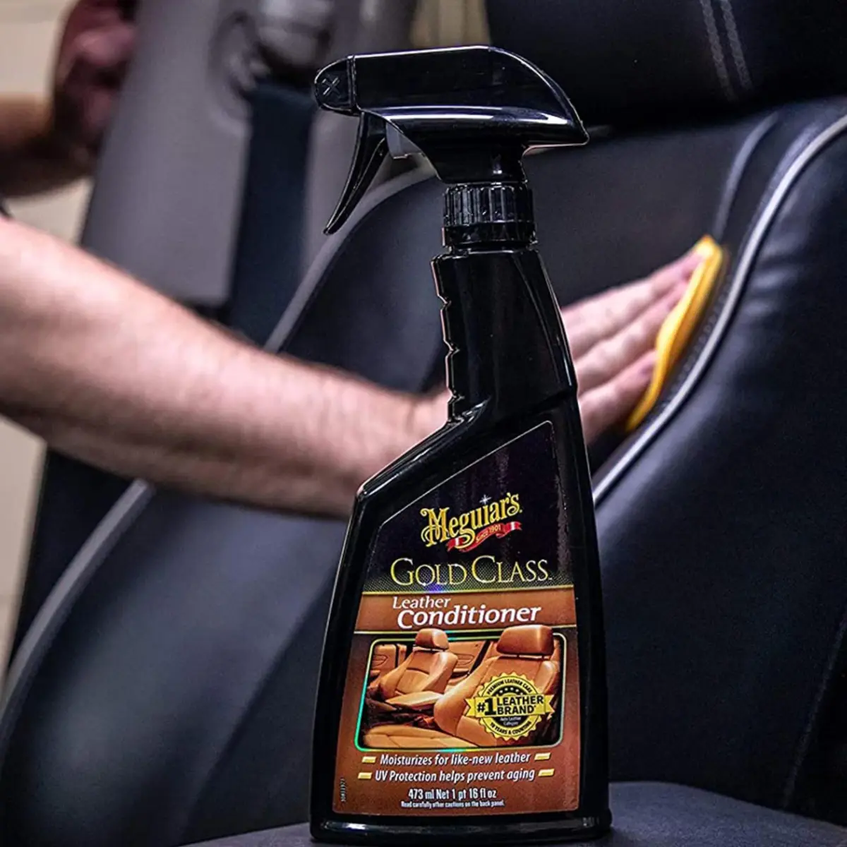 Meguiar's Gold Class Leather Conditioner Spray 473ml (16 Fl Oz) | Restores Leather Seats - view 6