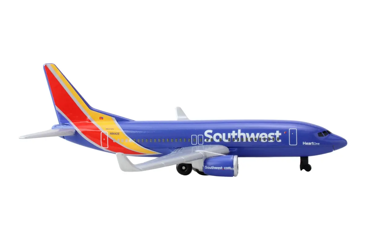 Daron Southwest Airlines Airport Playset Die-Cast Toy Ages 3+ | Authentic Airport Adventure with Die-Cast Plane - view 2
