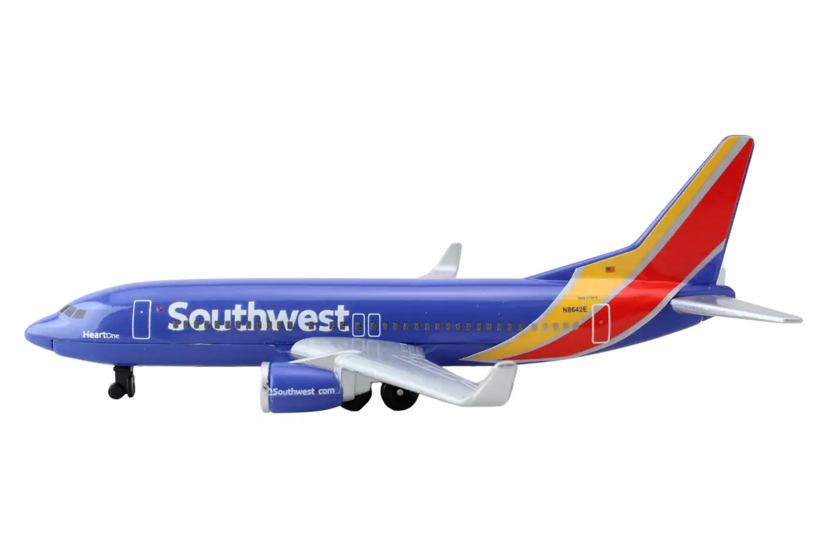 Daron Southwest Airlines Airport Playset Die-Cast Toy Ages 3+ | Authentic Airport Adventure with Die-Cast Plane - view 3