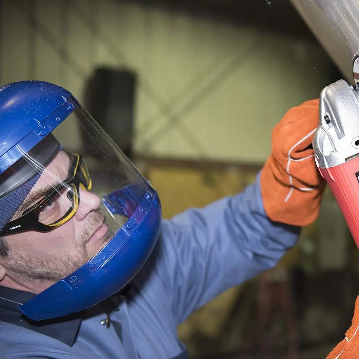 Sellstrom 380 Series Face Shield Lightweight High Impact Polycarbonate Clear Tint with Adjustable Ratchet Headgear for Grinding Cutting CSA Z94.3 - view 5