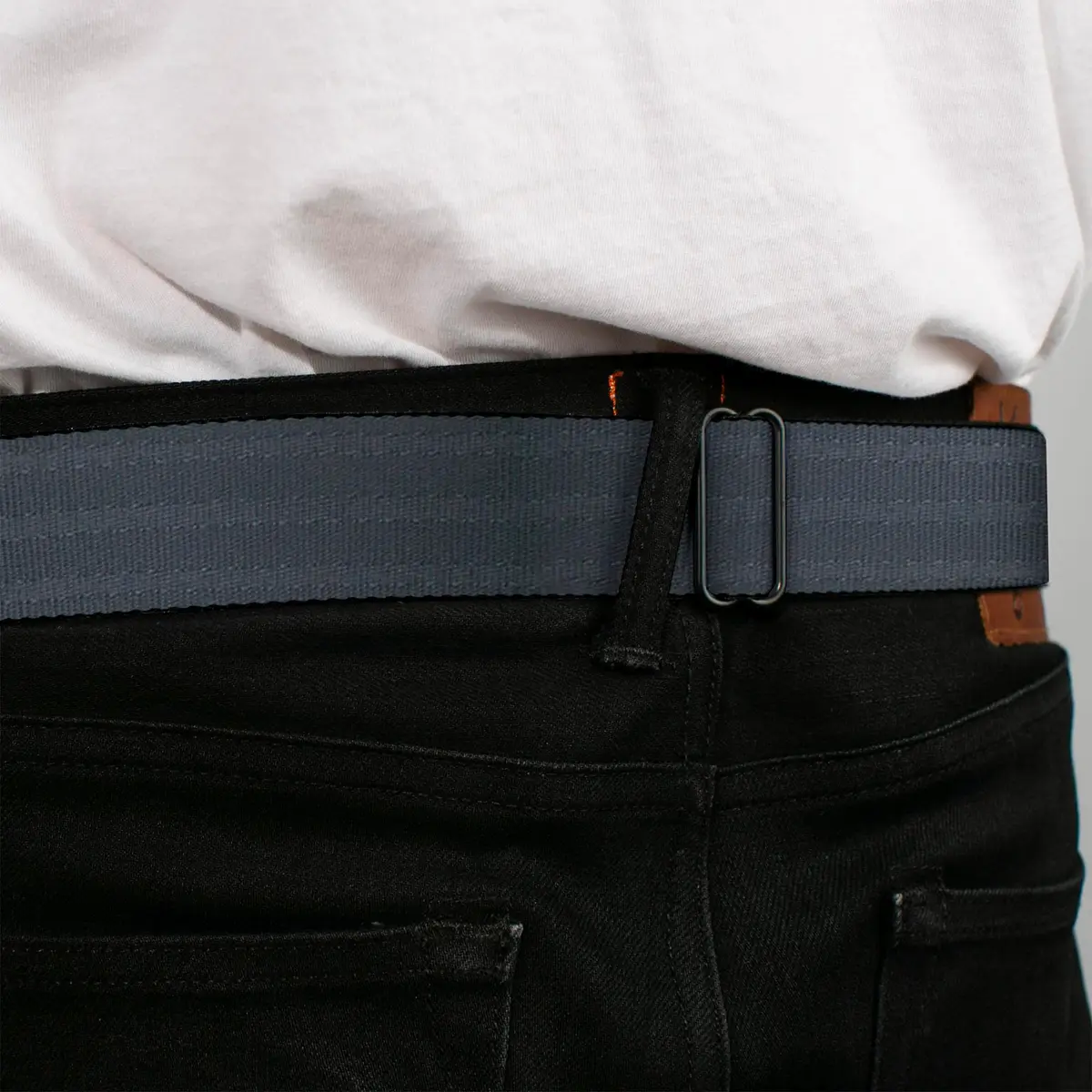 Buckle-Down Men's Seatbelt Buckle Belt, 1.5 Inch Wide, Black Regular | Fashion & Function - view 4
