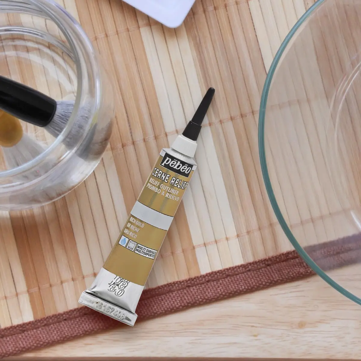 Pebeo Vitrail Cerne Relief Dimensional Paint 20ml (0.67 Fl Oz) Rich Gold | Water-Based Outliner for Glass & Metal - view 2