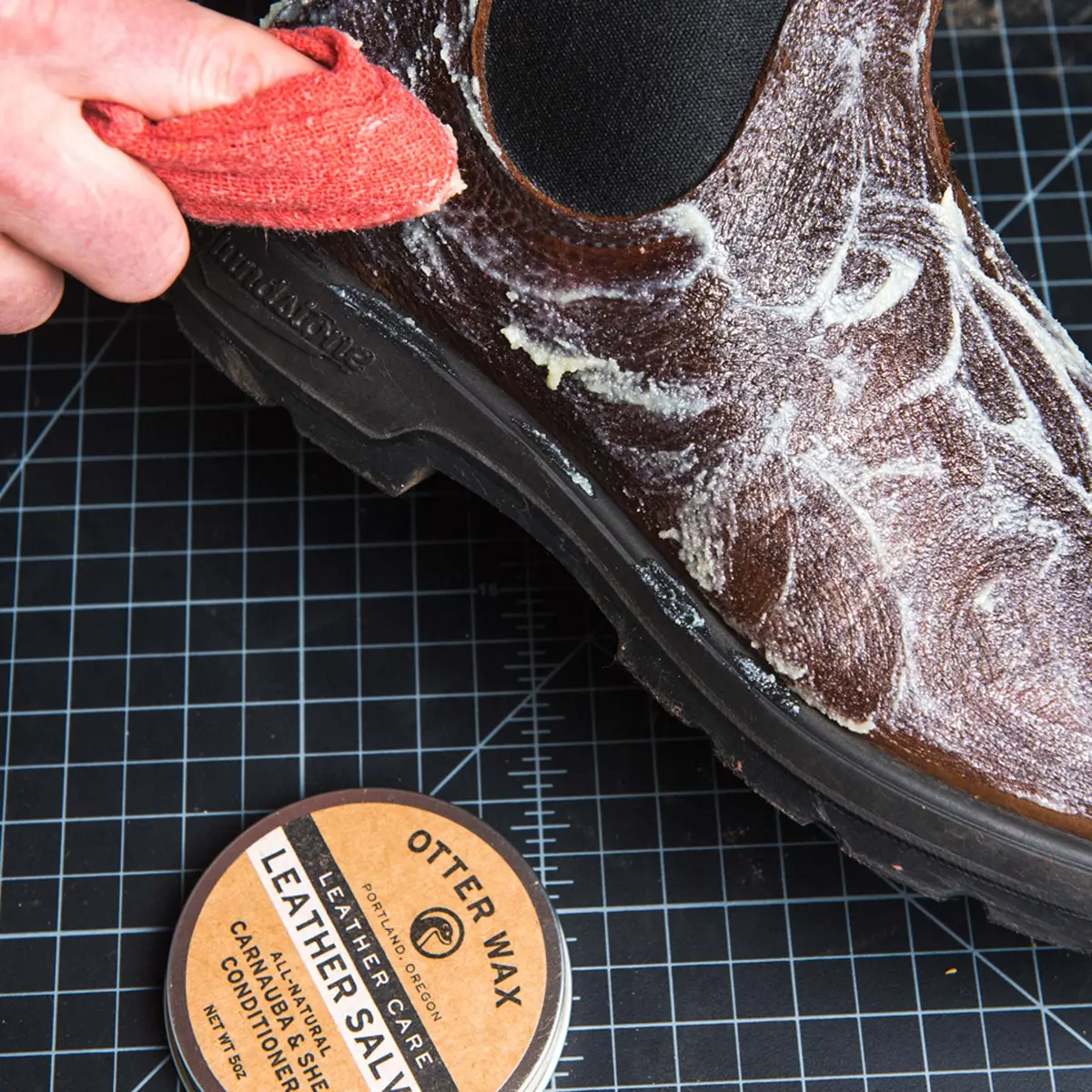 Otter Wax Leather Salve | 5 oz | Nourishing Leather Conditioner & Cleaner Balm for Boots, Furniture, Car Seats, Jackets, Hats & Bags | All-Natural & Chemical & PFAS-Free | Made in Portland | USA - view 5