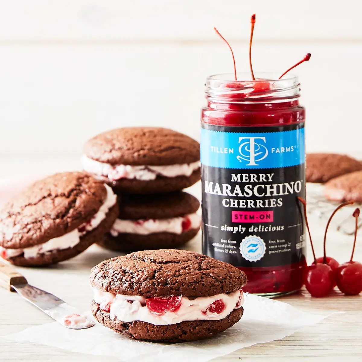 Tillen Farms Merry Maraschino Cherries 13.5 oz | Natural, Dyes-Free, Pitted with Stems - view 3