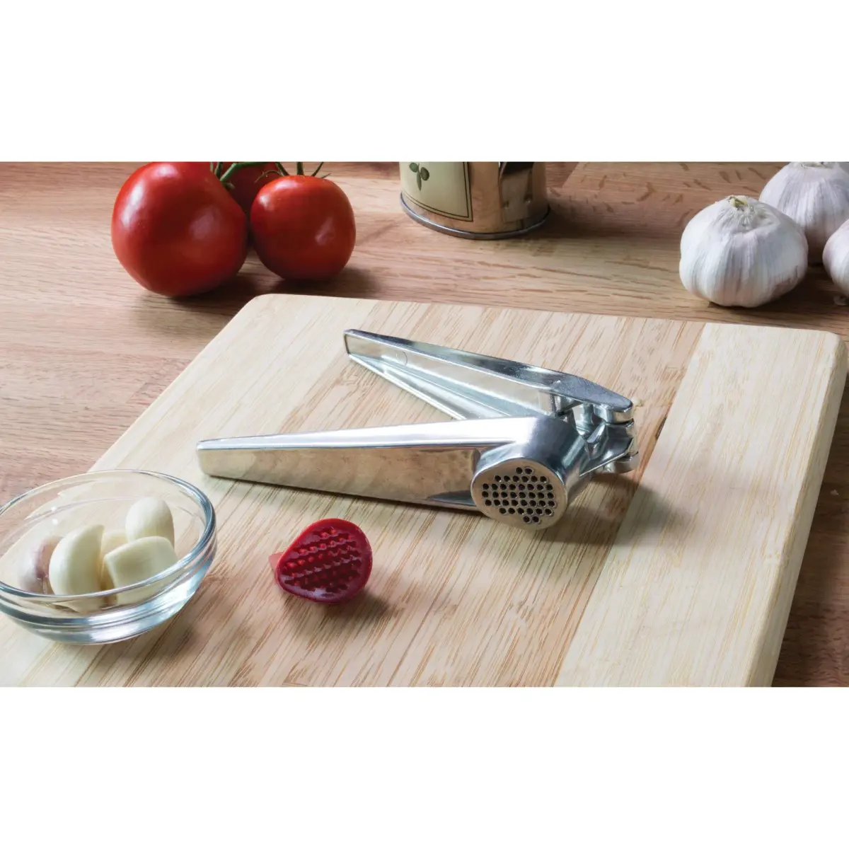 Fante's Cousin Umberto's Self-Cleaning Garlic Press 16 cm (6.25 x 1-Inches) | Crushes Garlic Effortlessly - view 3