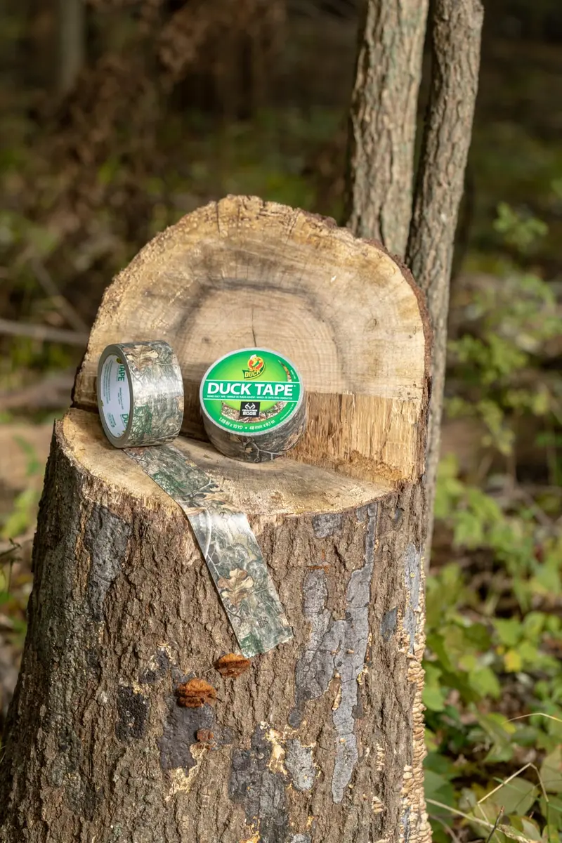 Duck Brand Realtree Edge Camo Duct Tape 1.88 in. x 10 yd (4.78 cm x 9.14 m) | Rugged Outdoor & Indoor Repair - view 4
