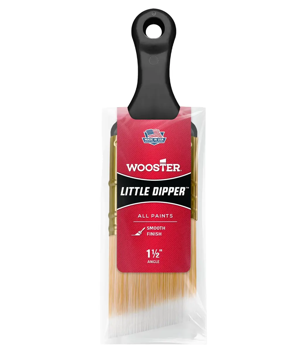 Wooster Little Dipper Paintbrush 1 1/2 Inch (3.81 cm) | Smooth Finish for Trim & Details - main product image