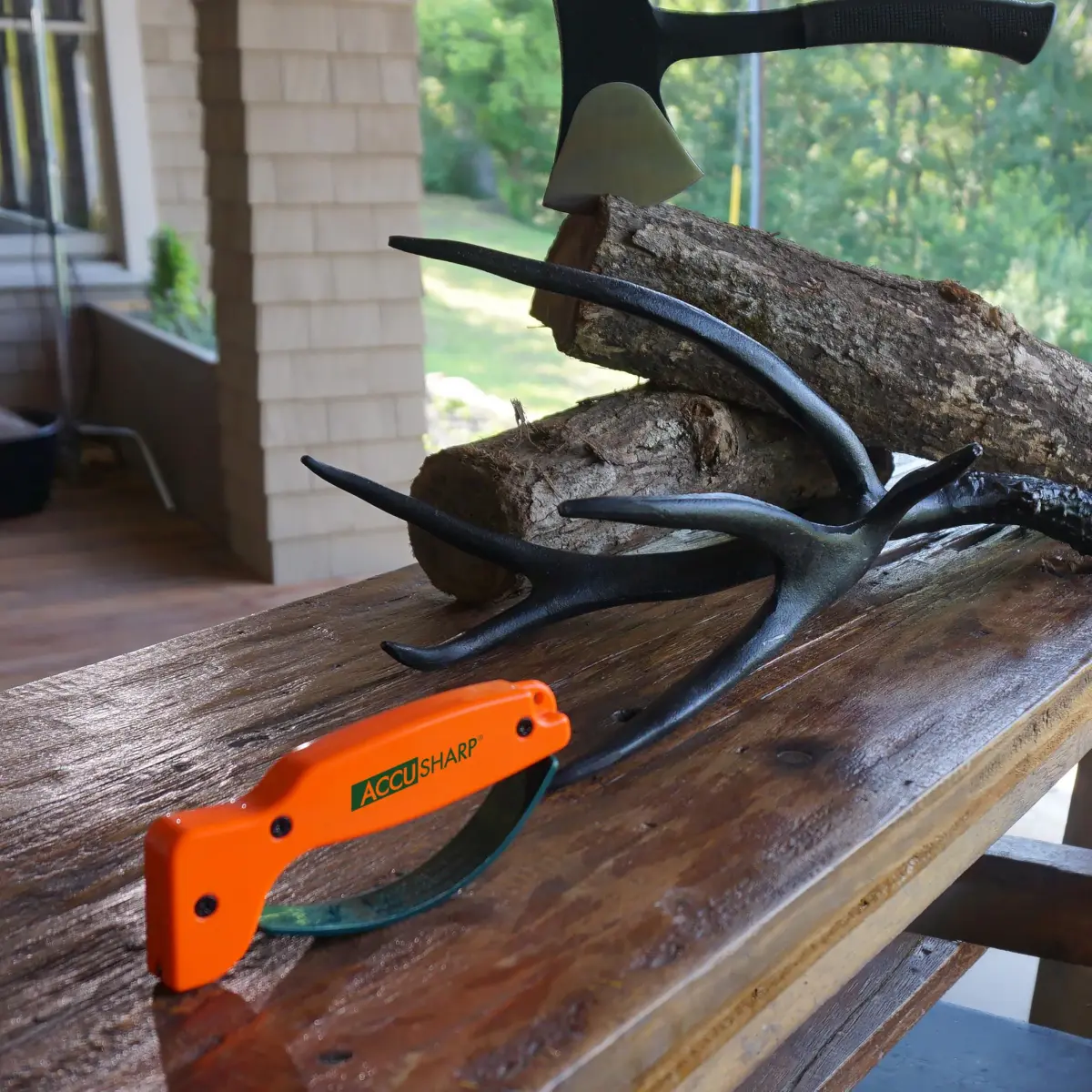 AccuSharp Knife Sharpener Blaze Orange | Sharpens Straight & Serrated Knives in 10 Seconds - view 8