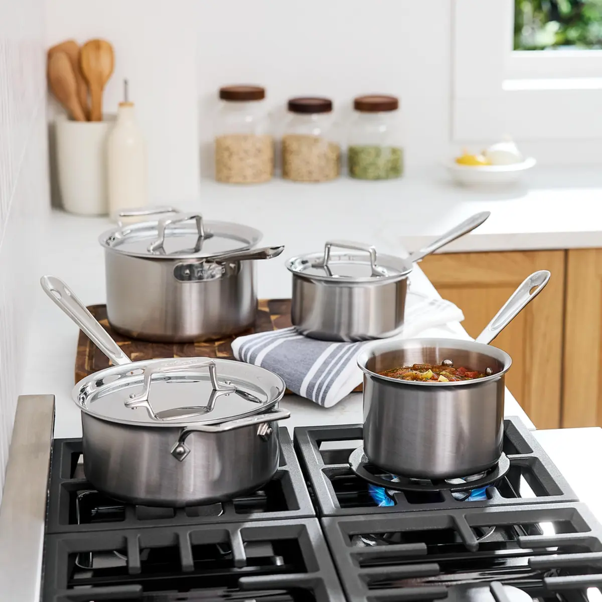 All-Clad D5 Stainless Steel 2 Qt Sauce Pan with Lid | Made in USA, Even Heat, Durable, Induction Safe - view 7